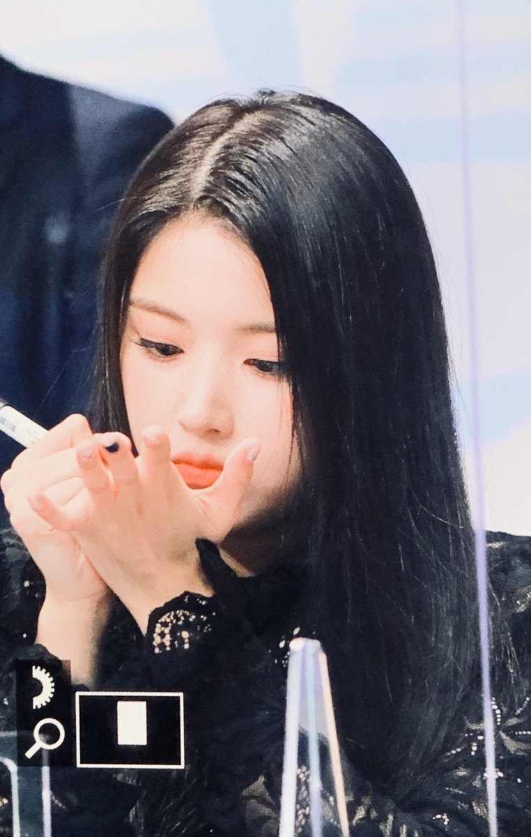 딥 🫧 tweet media
