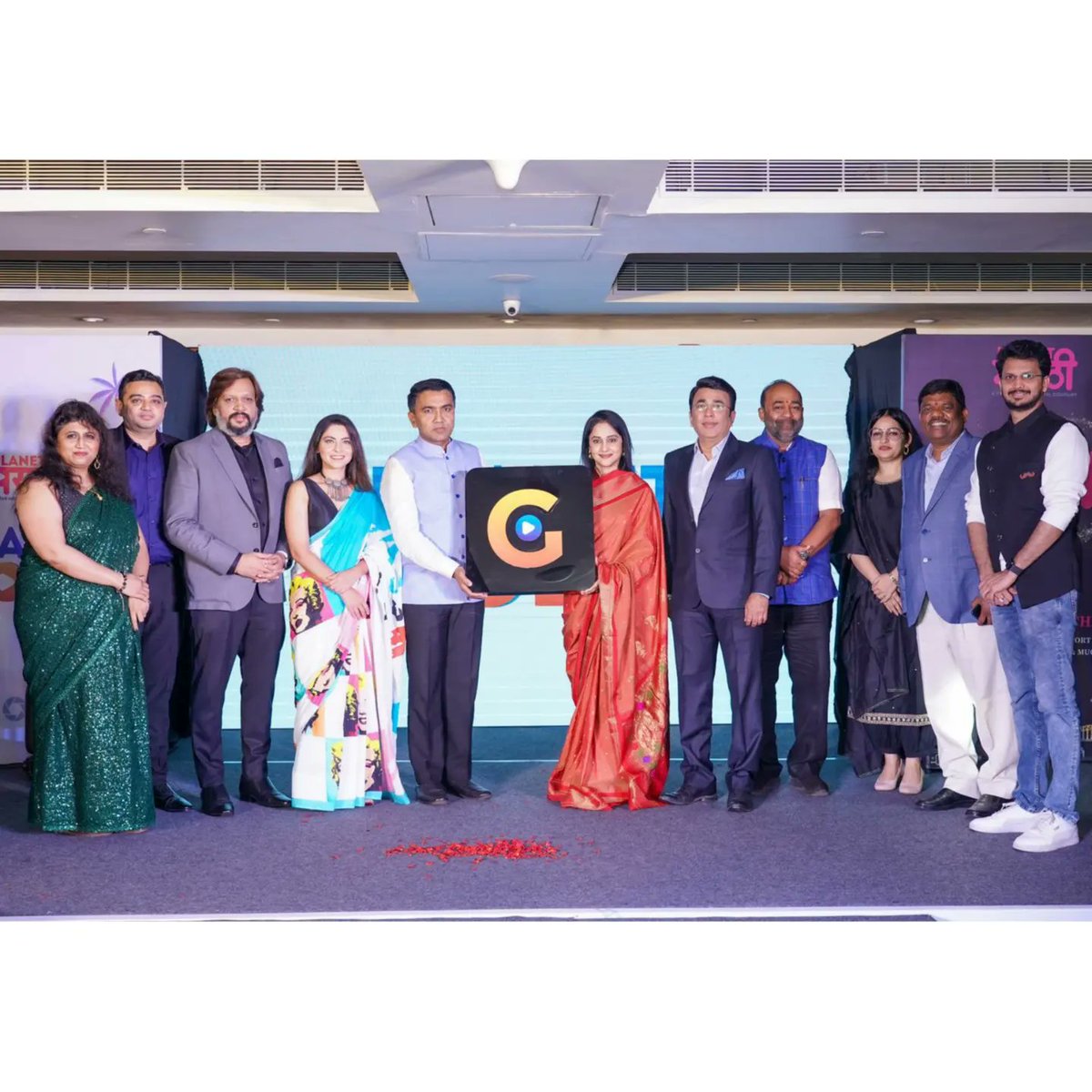 Planet Marathi OTT tweet media