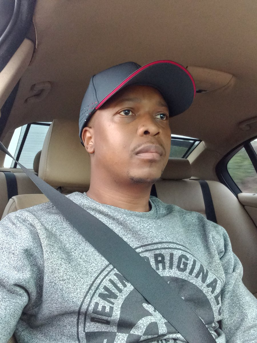 SbusisoSd's tweet photo. Taking a drive around https://t.co/lQRsv56KpS