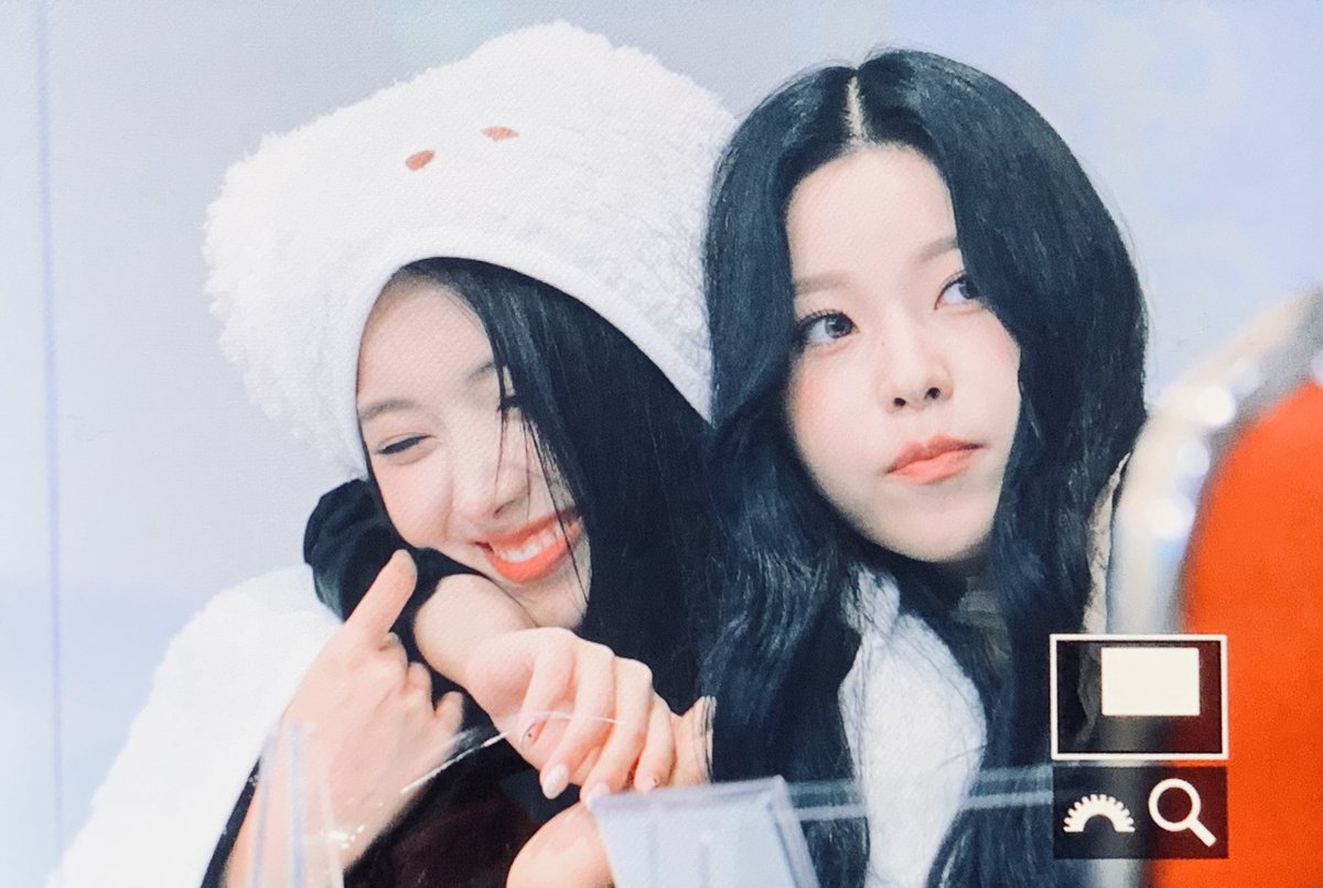 딥 🫧 tweet media