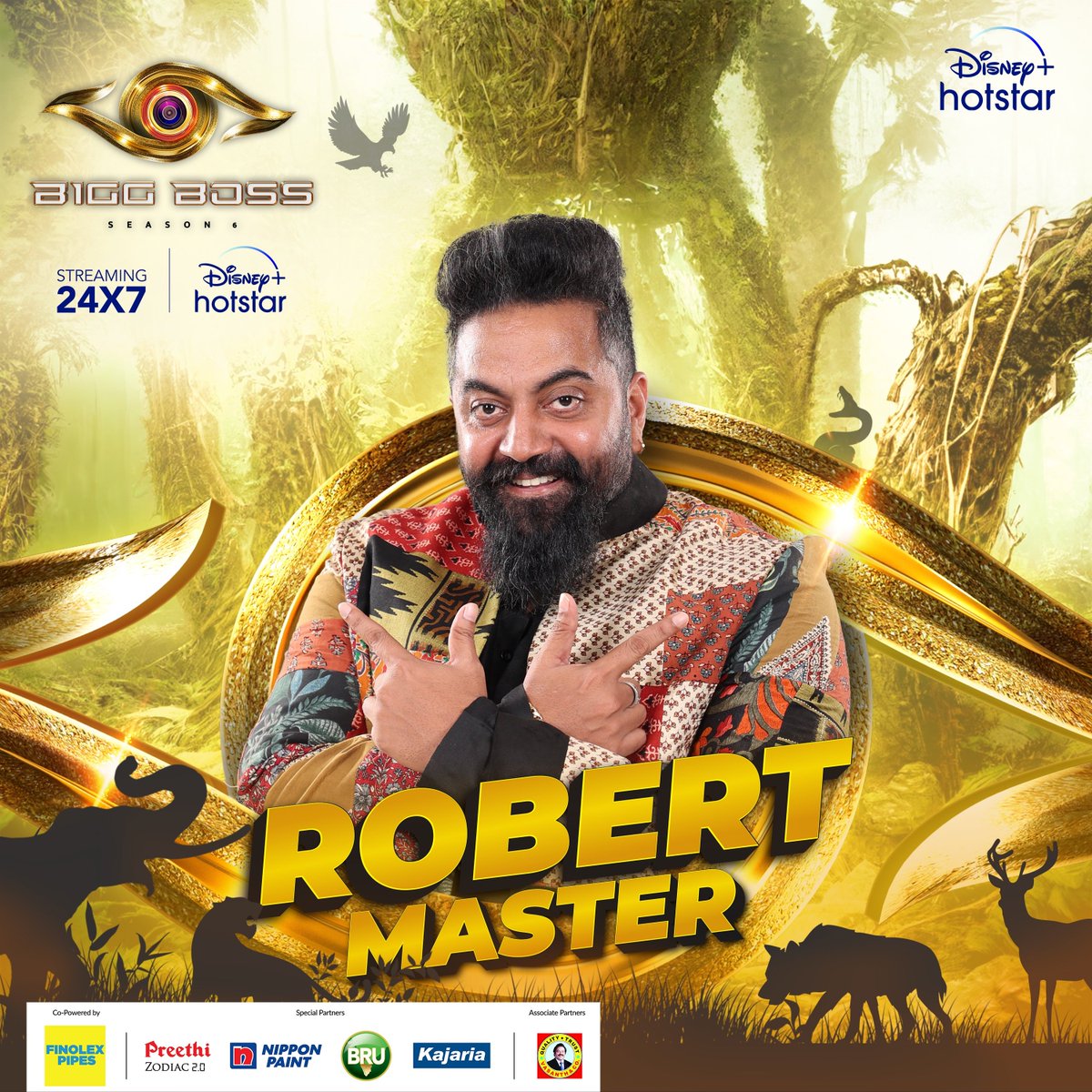 SuryaNagarajan_'s tweet photo. Another season - Another STR family
Best wishes #RobertMaster on behalf of @SilambarasanTR_ Fans ❤️💐
#BiggBossTamil6 #SilambarasanTR #VendhuThanindhathuKaadu #25DaysOfBBVTK https://t.co/gjjqIbQjts