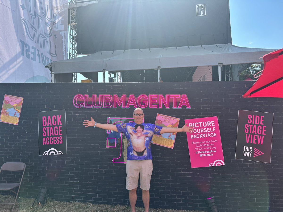 anderasmussen's tweet image. #Tmofrontrow @TMobile