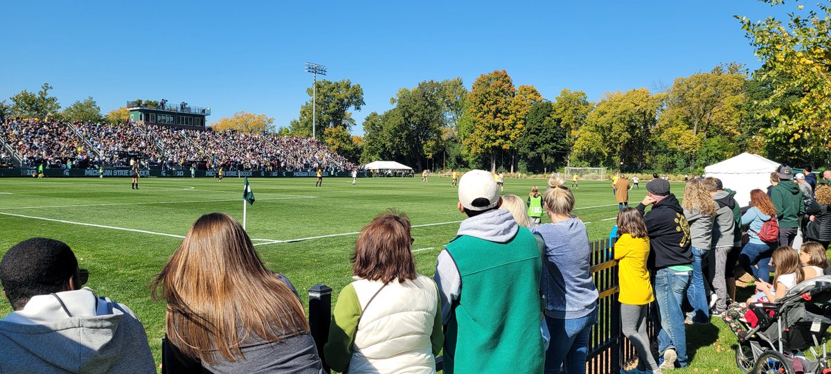 DavidHarns's tweet photo. Huge turnout today at DeMartin. Standing room only. https://t.co/e6CSk396RF