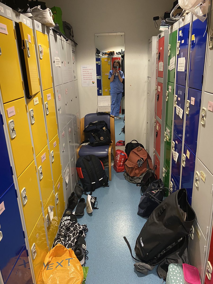 CatrionaRennis1's tweet photo. @OrthopodReg @NHSBartsHealth For context, ED locker room at the same trust. Bags on the floor as ‘no lockers available for juniors’. This tiny  room is the entirety of the space available to get changed into mandatory uniform/scrubs - nightmare at shift changeover. Not a Sage barista in sight! https://t.co/wylgpQaMOa
