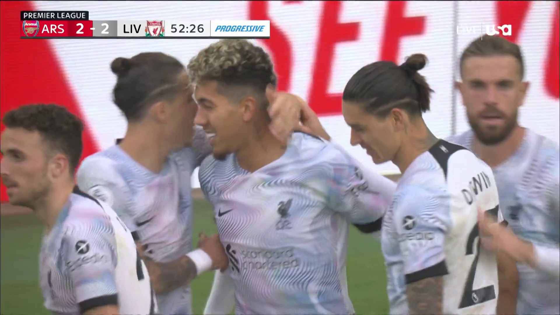 FIRMINO LOVES SCORING AGAINST ARSENAL 🤩

His 10th goal against the Gunners was 🔥 

(📽️ via @NBCSportsSoccer)