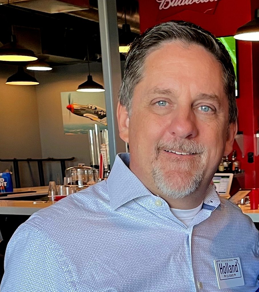 Holland4Kansas's tweet photo. Hey there! 👋My name is Mark Holland &amp; I am running to unseat Jerry Moran for Kansas’ seat in the U.S. Senate. I need your help to expand our voter reach &amp; message. We currently have 7,200 followers, while Jerry has 120K paid Russian bots. Please like &amp; share to spread the word. https://t.co/mH7B2JN6uA