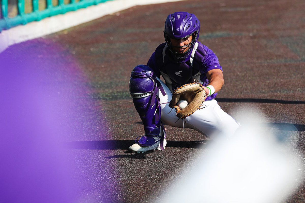 Locked in. Just about an hour until first pitch in Cleburne vs. Texas State!

#RideWithUs