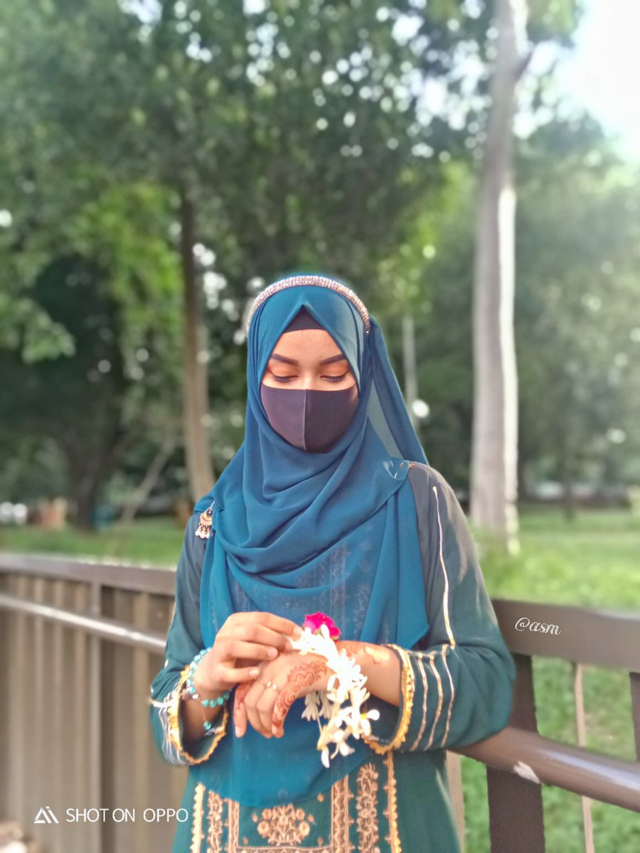 adihry83's tweet photo. “Some days you’re happy, some days you’re sad. This is life; one has to take the rough with the smooth and just say, Alhamdulillah.” —💚🌿
.
.
.
.
.
#asm #hijabi #hijabigirl https://t.co/pBrLF15WUv