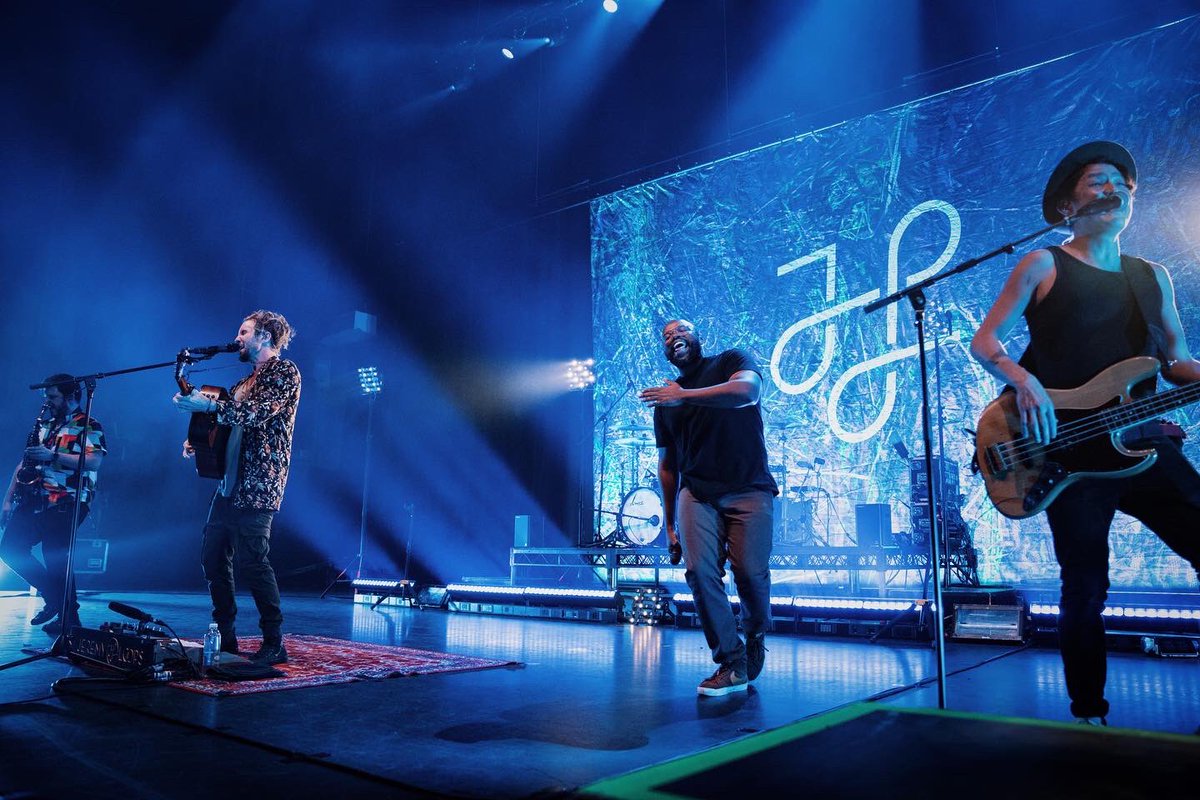 FergusHatton's tweet photo. Jeremy Loops at the Eventim Apollo 📸 https://t.co/EXtSflAq7Q