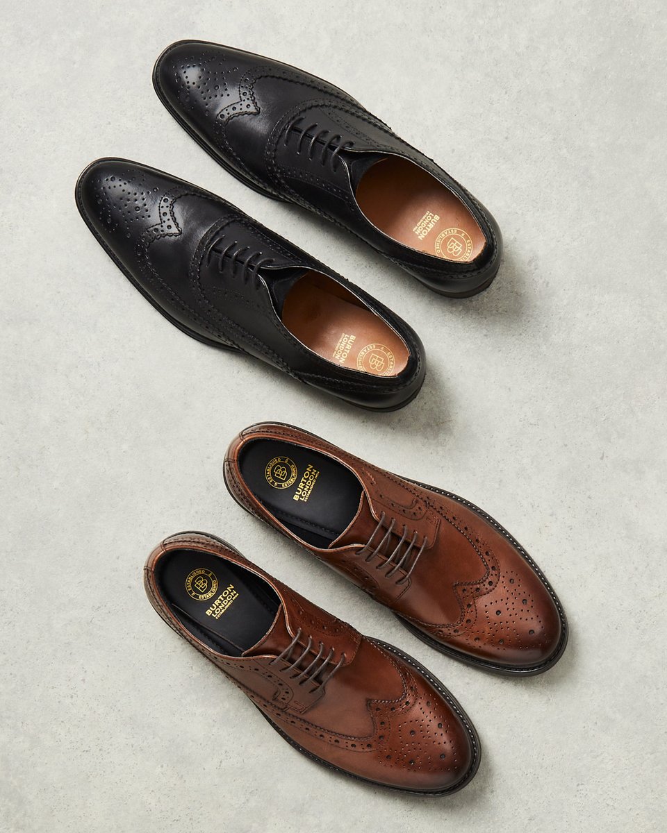 Burton_Menswear's tweet photo. Helping you put your best foot forward 👞
Discover the shoe collection
https://t.co/XRbnaKj75h
Leather Brogue Shoes | ABB18643-1
#burtonmenswear #burtonlondon #shoes #mensfashion #style #smartessentials https://t.co/0kun208hr9