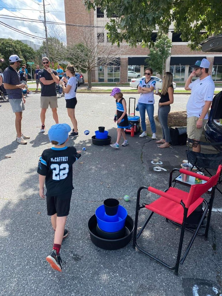 BULZiBUCKET is always ready for game day! The perfect lawn game is easily packed up and ready for the tailgate! 

#BULZiBUCKET