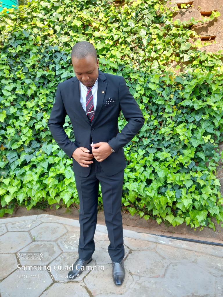 SbusisoSd's tweet photo. I'm Serving the faithful God ✨️ 😌 🙌 https://t.co/QrUzvHNpZV