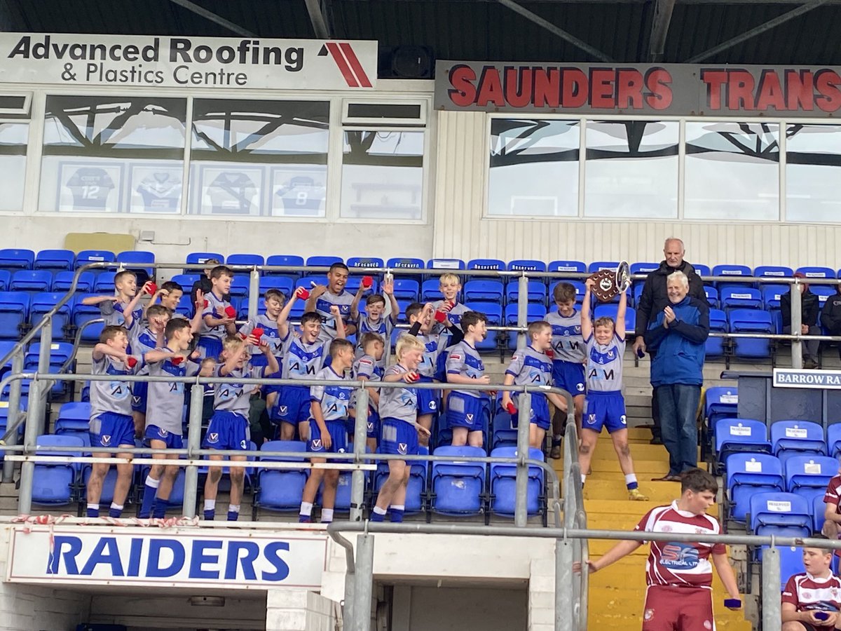 M2AOK's tweet photo. Well that’s the year done for ⁦@BarrowIslandARL⁩ U12’s. The lads have been outstanding from start to finish.#UTI 🔵⚪️ #🏆🏆🏆🏆 https://t.co/2B1BA50uFV