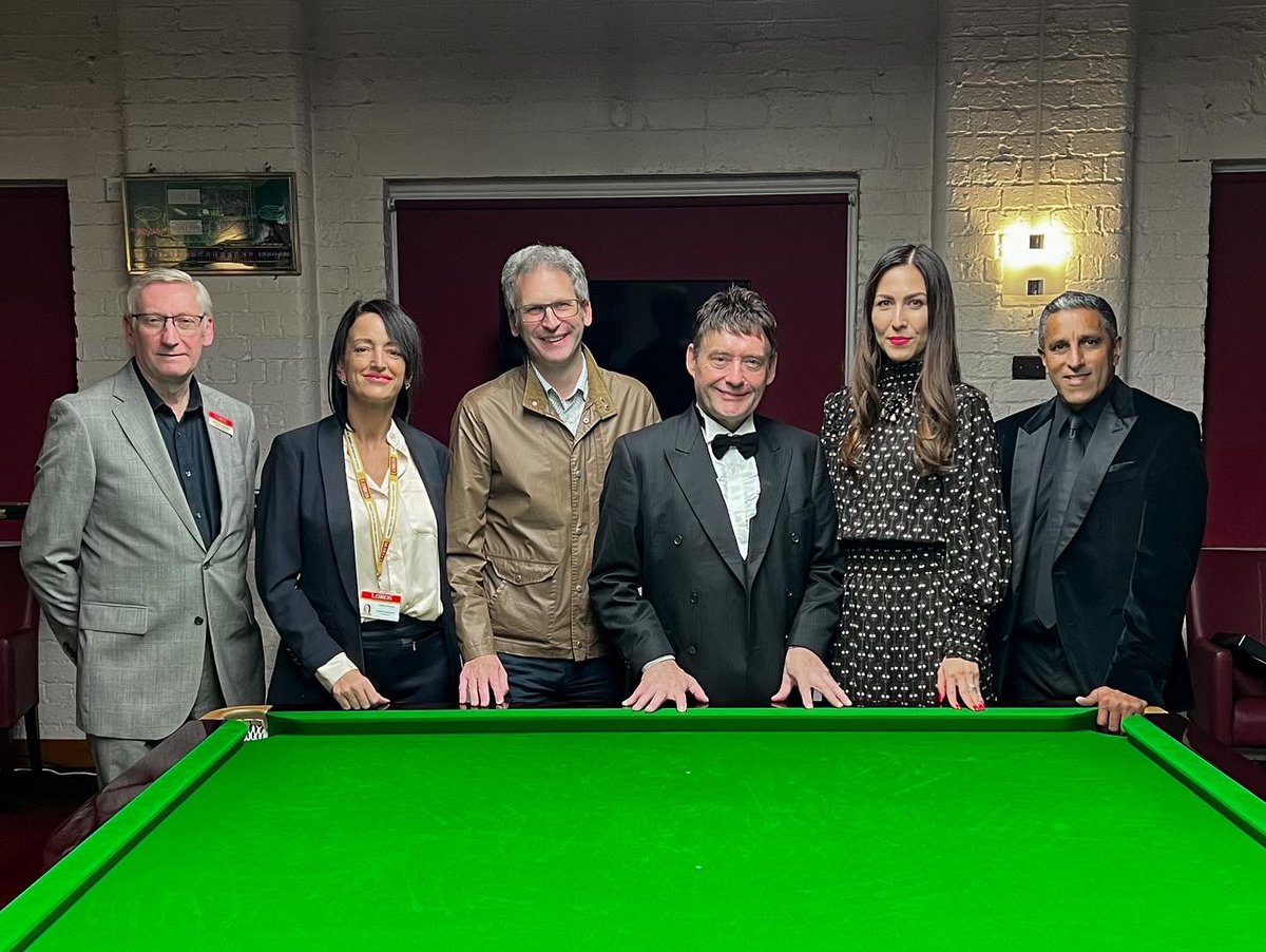 TheWinchesterSC's tweet photo. Great evening with @jimmywhite147 last night at @TheWinchesterSC in aid of @LOROSHospice We’ve raised nearly £4000 with the support from our members 🙏🏻  We can’t thank you all enough! Special thanks to Jimmy for being super professional and a great entertainer #snooker #charity https://t.co/aM5A9EJwi8