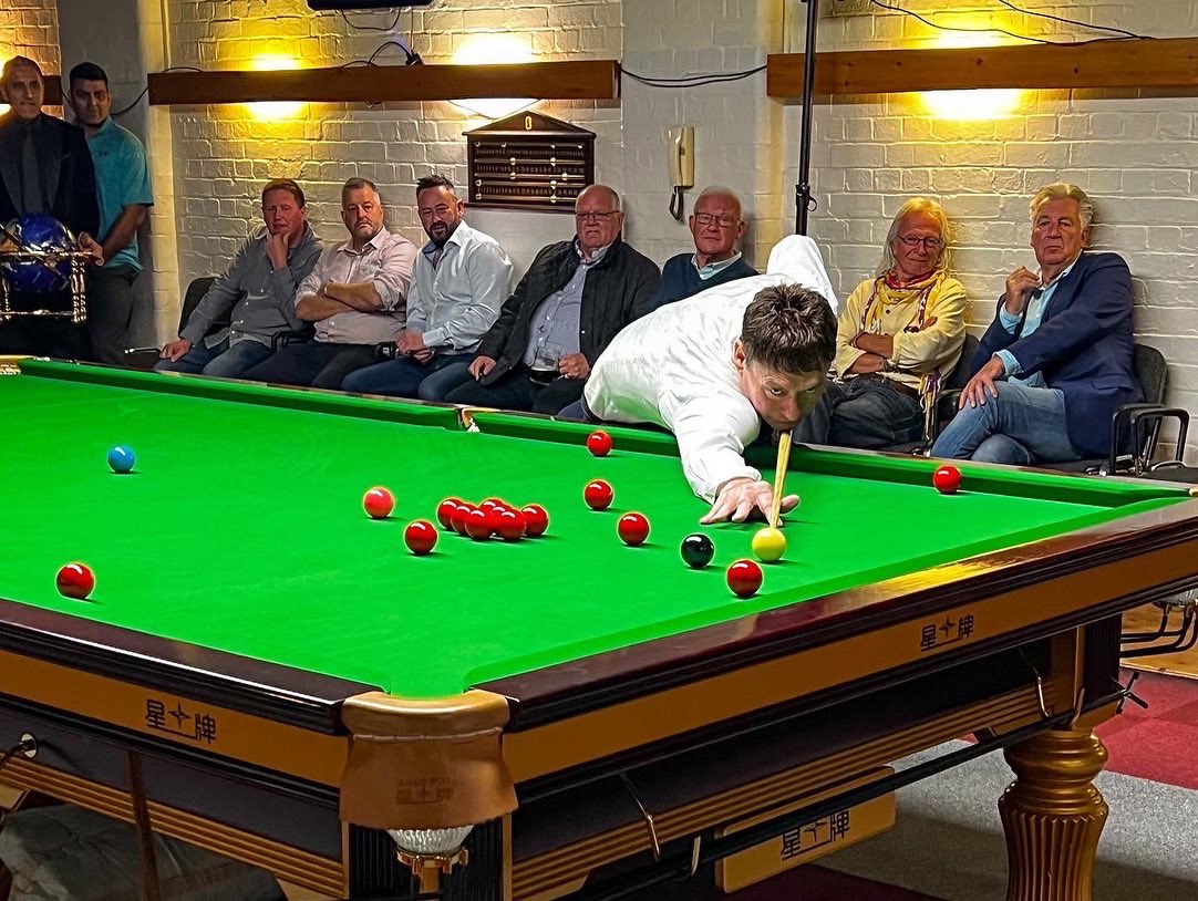 TheWinchesterSC's tweet photo. Great evening with @jimmywhite147 last night at @TheWinchesterSC in aid of @LOROSHospice We’ve raised nearly £4000 with the support from our members 🙏🏻  We can’t thank you all enough! Special thanks to Jimmy for being super professional and a great entertainer #snooker #charity https://t.co/aM5A9EJwi8