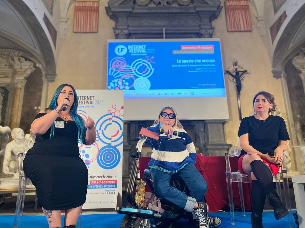 Internetfest's tweet photo. Attraverso le voci di @corinnadecesare @marinacuollo e Lara Lago affrontiamo l’ultimo appuntamento della Staffetta Inclusiva parlando di corpi, dello spazio che occupano svincolati dai pregiudizi
@lborsci #IF2022 #imperfezione https://t.co/lHTSjF8cRX