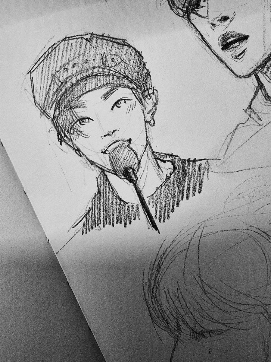 he so smol 