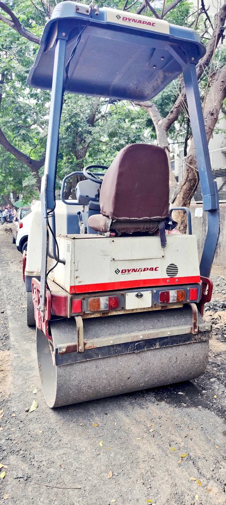 altertwit's tweet photo. Relieves pain of uneven roads.
#Dynapac
#IYKYK 😜 https://t.co/kycIYECbEv