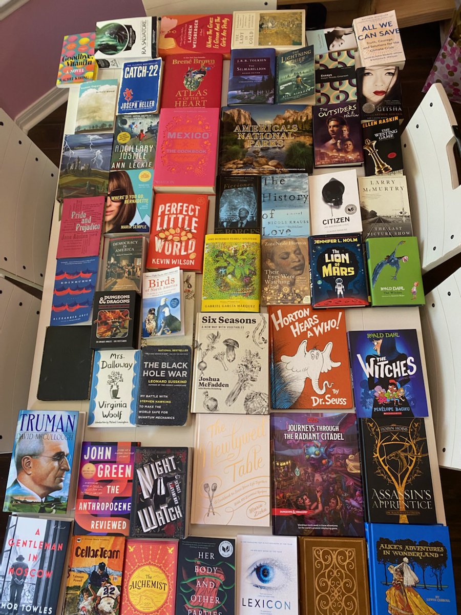 capn_vonschafer's tweet photo. My heart is so full of love, and my home is so full of books ❤️ Grateful for everyone in my life and the wonderful gifts from our wedding. https://t.co/lYNbP2Xzde