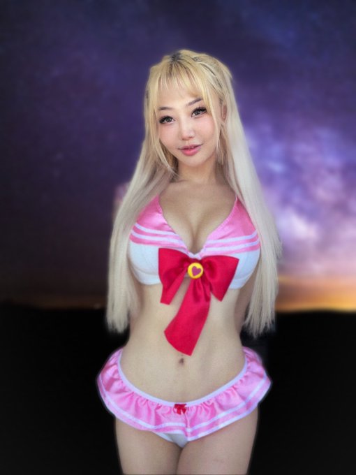 Watch Kitty Lixo's leaked NSFW photo on TwXstars