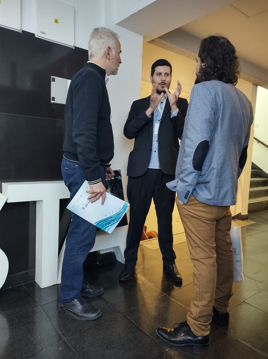 Ya pasó la #InFoConf pero hay algunas cuantas fotos muy buenas que no compartí.

Sin ningún orden o razón en particular, acá van algunas 😁

<a href="/Enzo__NB/">Enzo Nogueira Barria</a> <a href="/valentina_fm_/">valentina fernández</a> <a href="/rogiord/">Roberto GIORDANO LERENA</a> <a href="/santyruack/">Santiago Trigo</a> <a href="/sumerelias/">Miguel Sumer Elías</a>