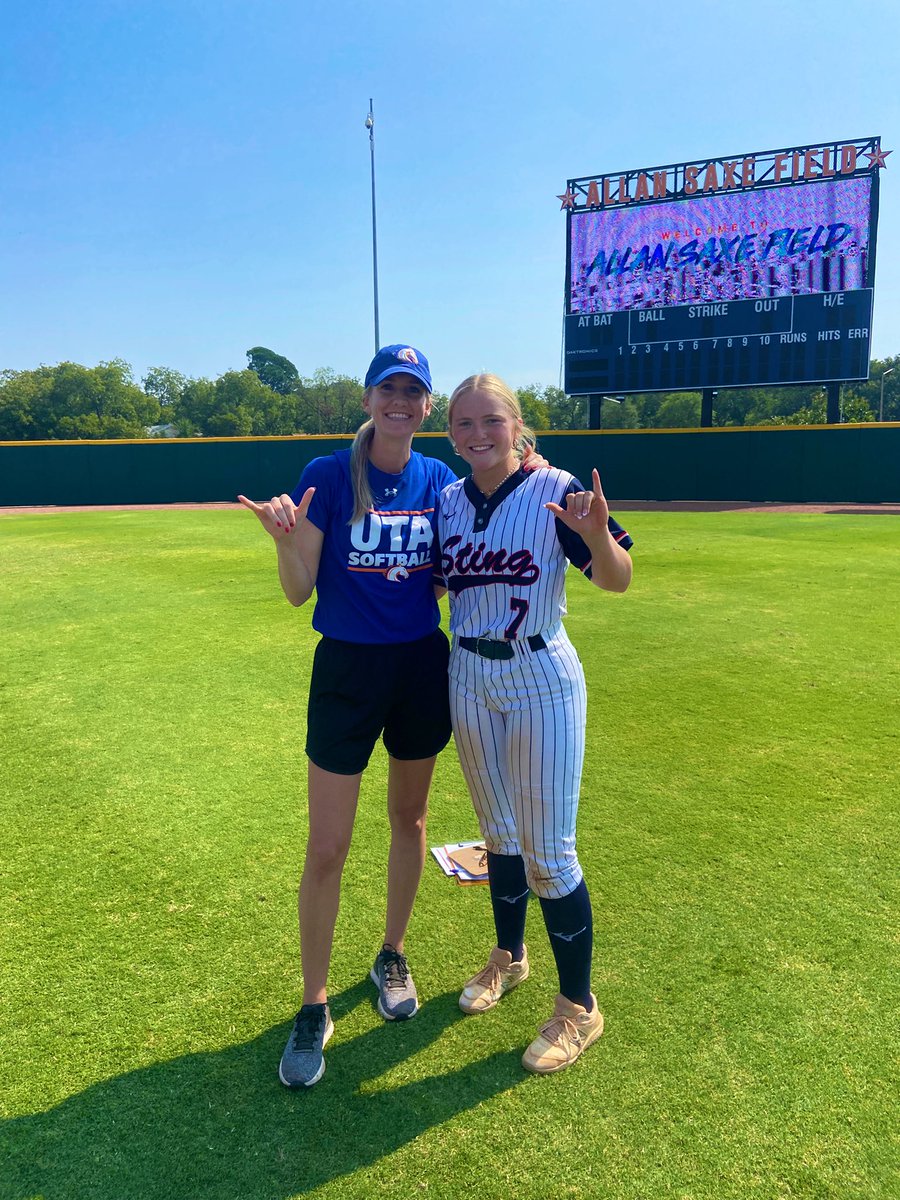 averie morris tweet media