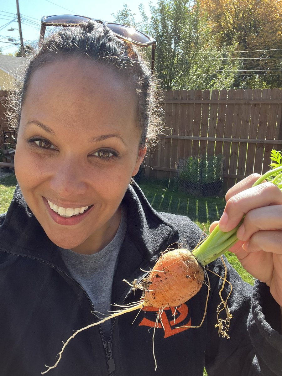 MNTOY2019's tweet photo. Pepper πββ¬ and I are very proud of this perfectly stumpyπ₯in our little overgrown garden. So we are basking in the βοΈ and admiring our work. π #nextyear #ilearnedsomething https://t.co/WMujXhvyCb