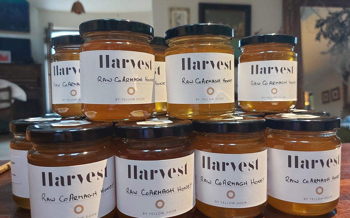 yellowdoordeli's tweet photo. The 2022 vintage honey from the Ballydougan kitchen garden bees has been spun & jarred 🐝 🌷
The first batch is due in our Portadown deli tomorrow. Raw, & coarsely cold filtered so all the good stuff is in there & of course tastes delicious #multifloral #bees #realhoney #natural https://t.co/FKOQOLWEAq