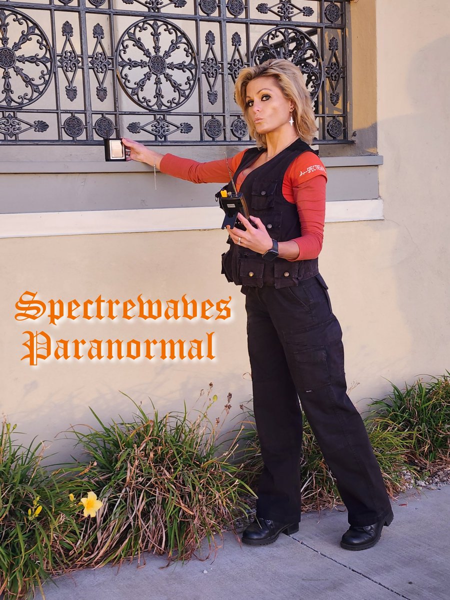 spectrewavesllp's tweet photo. #Spectrewaves #Paranormal #Laynee #Don #Quincy #Illinois #USA #Villa #Katherine #WGeorgeMetzCastle #spectrewavesllp #Castle #layneeloy #ParanormalInvestigation #Spirits #villakatherine #Bingo #haunting #Mississippiriver #FriendsoftheCastle #QuincyIllinois #HauntedQuincy https://t.co/Gg2AwIZnZV