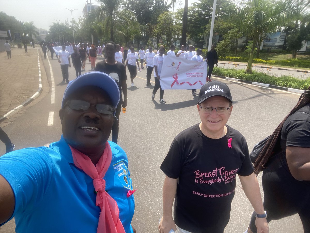 Masterjerb's tweet image. A man of the people- An Ambassador down to earth that wishes to breath what Rwandans breath- visits and participations in whatever solves a problem of a Rwandan, is his preoccupation. Bravo to you Your Excellency. 👍👍