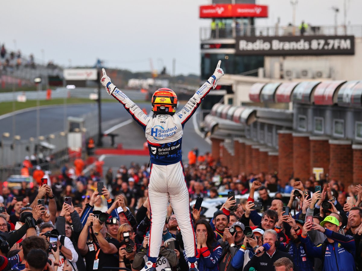 Brands Hatch tweet media