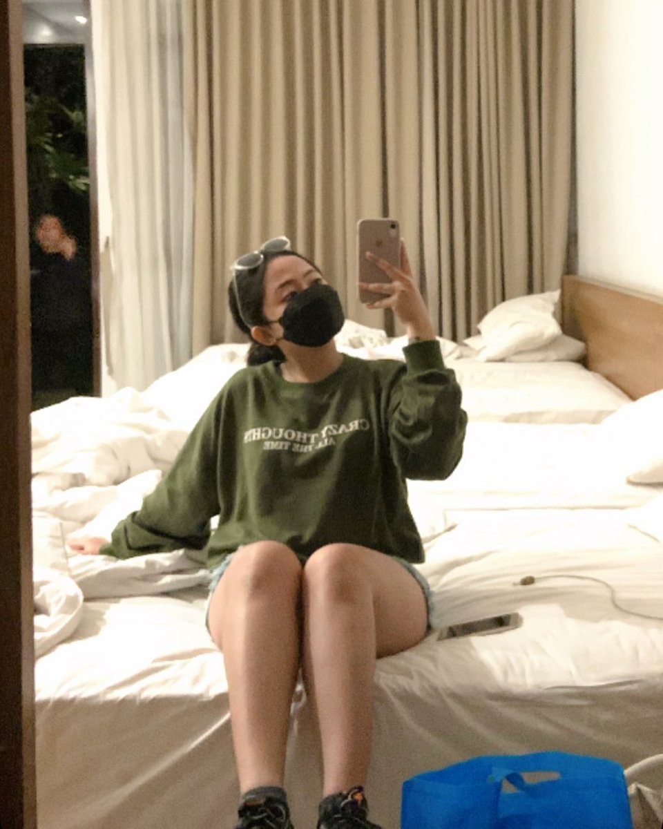khoiraaa's tweet photo. Bandung aku ready ya wa./6289668136187
@ladyboysrock @ShemalesOnCams @Ladyboypalooza @Travel4TG @pic_poster 
@DreamTGirlz #wariabandung #shemalebandung  #vcstrusted #availbandung @Here_Diversity #Expobandung #vcstrusted #bdsmbandung #bdsmindo #membervideo #memberfotovideo
#bo https://t.co/FpkHcsOC5A