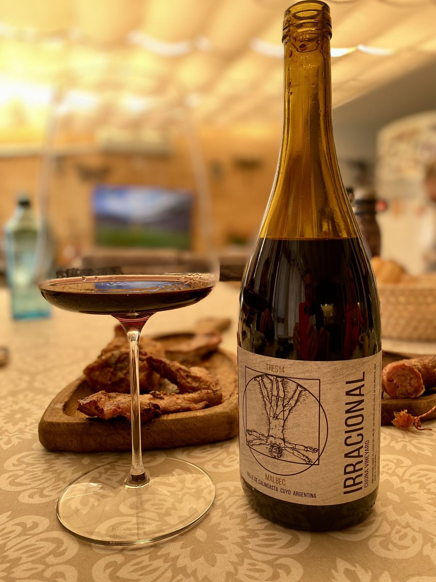 Polo Moreyra Buira (@polomb) on Twitter photo El domingo, la familia y…….seeeeeee….. vinazo! Salud!💪🏼🍷 Daniel. Gracias <a href="/fruitsender/">Fruitsender</a> por la gestión para que llegue a casa El domingo, la familia y…….seeeeeee….. vinazo! Salud!💪🏼🍷 Daniel. Gracias <a href="/fruitsender/">Fruitsender</a> por la gestión para que llegue a casa