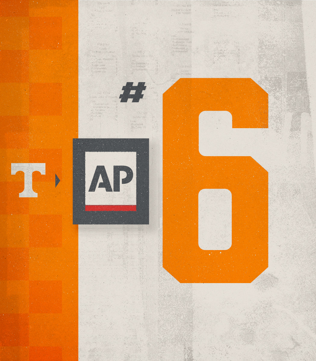 Vol_Football's tweet photo. Still work to be done.. 😤

#GBO 🍊 https://t.co/OfFaDVWPJn