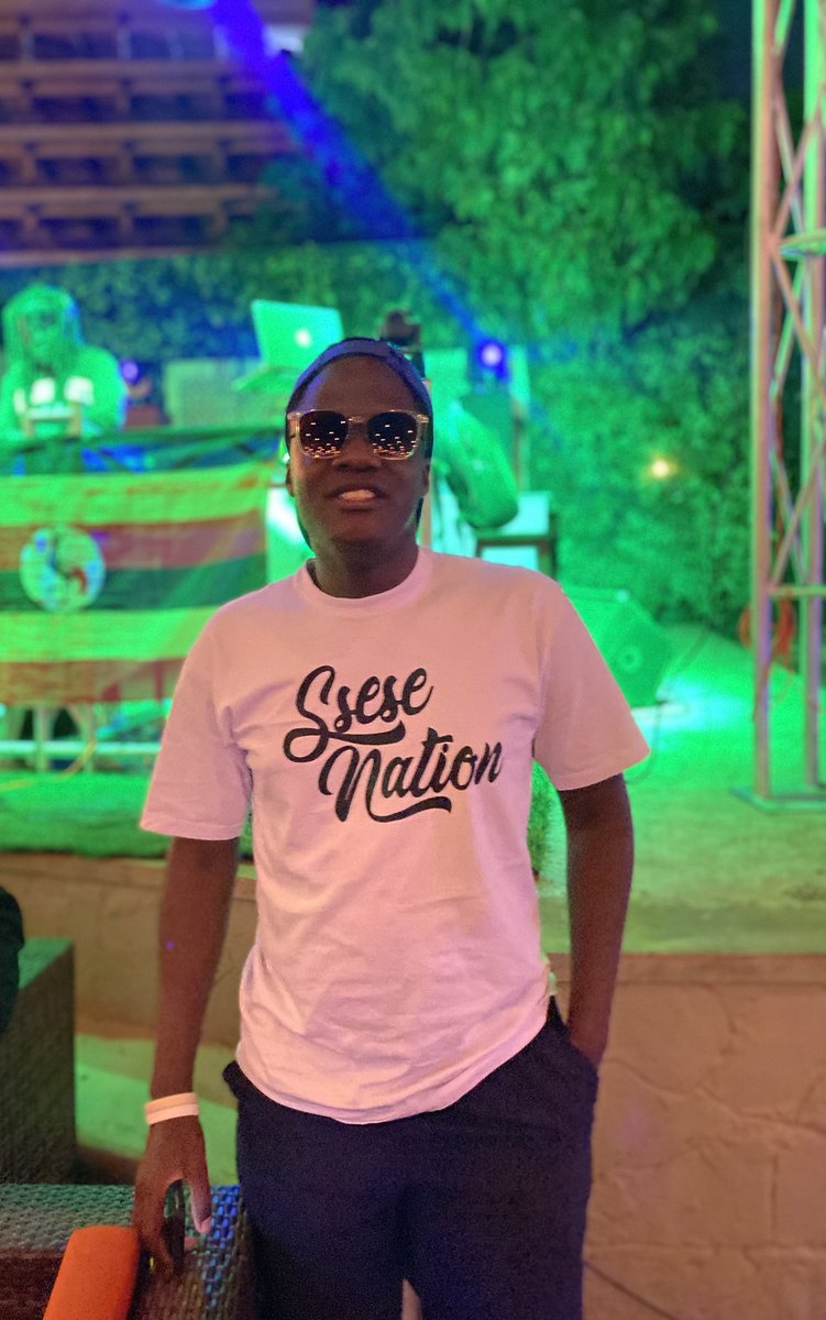 kapa_kimeze's tweet image. Passed by @thevillaUG to activate with @deejay_alza as we head to Kati Kati for the Nation head @DJ_Ssese ! 

@SunFun_EW 😎🕶