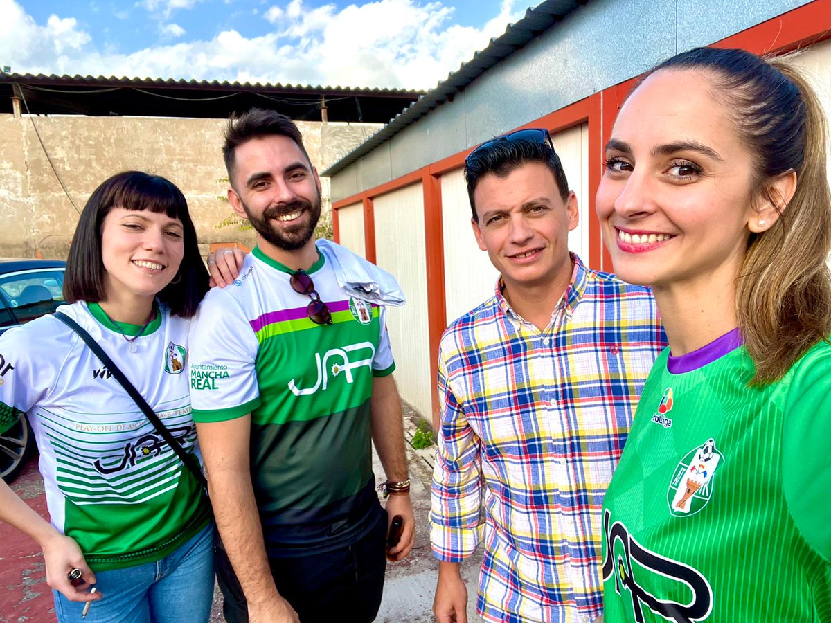 atmanchareal's tweet photo. Agradecemos a los aficionados verdes que han apoyado al equipo en La Constitución 🙏💚. https://t.co/lo0IuYZhmV