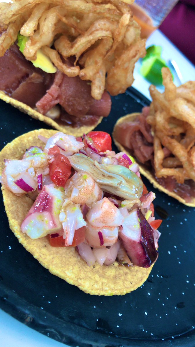 elAleGuarrero's tweet photo. bajaaaaaan en el @HenrySailorCDMX y su súper botanero con chelas, tostadas y tacos a $30 hasta las 14h corran corran https://t.co/bBE5RfN5hb