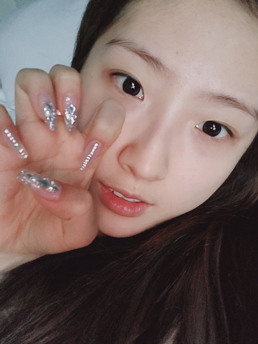 seulwingz's tweet photo. bare face beauty cho haseul 🫶🏾 https://t.co/hpG6ySiHRV