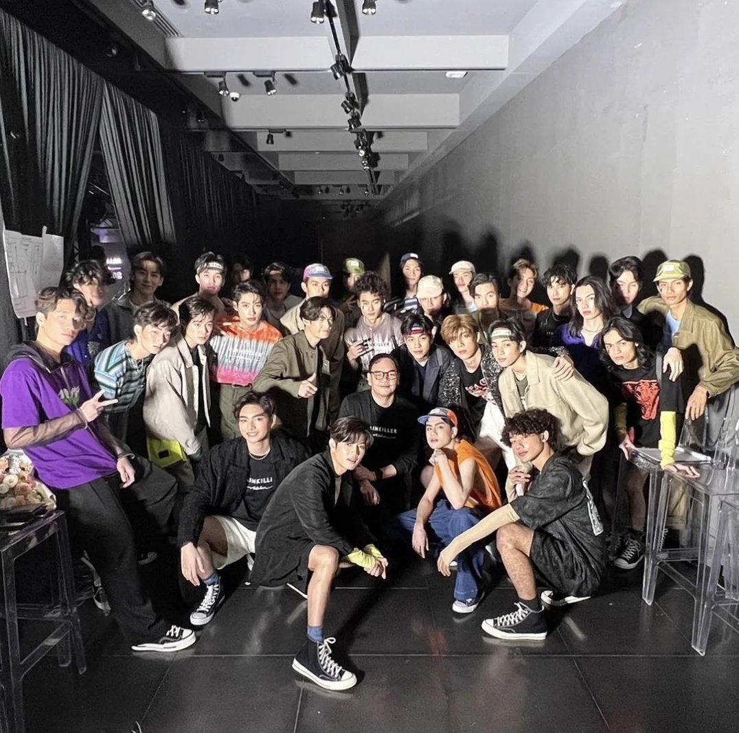 MSiwatBrasil's tweet photo. 📷 (09/10/22) IG - Atualização de @.mo_painkiller com PromMark
~ 🍭
#ShopeePromMark #Shopee1010xThaiDesigner
#prompayy #คนบาปของPromPayy #MSIWAT
#พร้อมมาร์ค #PromMark #PromMarkBr #MVPGangsters https://t.co/q26JXzgufG