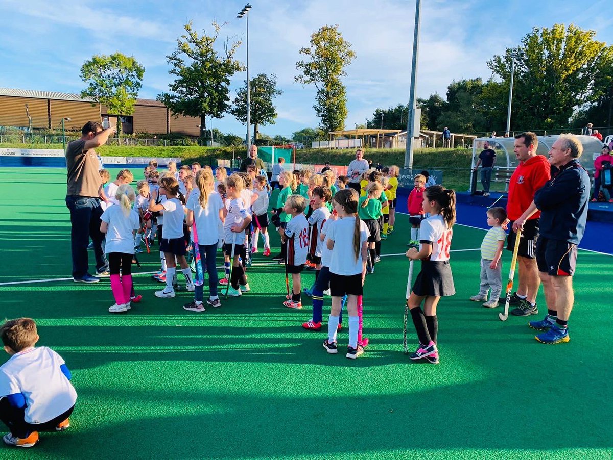 HorshamHC's tweet photo. Congratulations to our new rising stars!
Our U8s had their first ever tournament this weekend at @eastgrinsteadhc.
Horsham 1 -P4 W1 D1 L2
Horsham 2 -P4 W1 D2 L1
They all played so well, getting better as the games went on.
#starsinthemaking #littlehockey #juniorsection #horshamhc https://t.co/BKIqZqtp7u