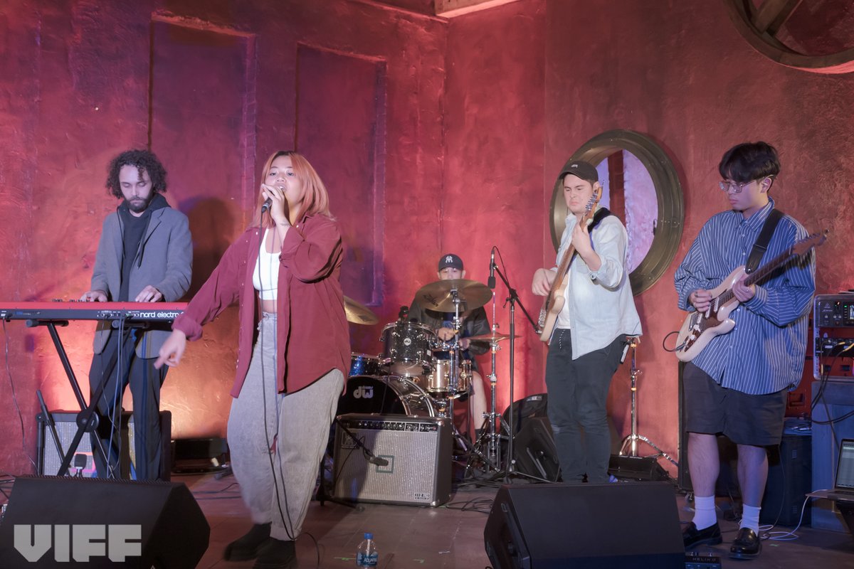 VIFFest's tweet photo. It's time to unplug, #VIFFAmp has come to a close π
We hope our Amp attendees are now inspired to go out into the world as songwriters, composers, and music supervisors!
Until next year πΈπΆπ€ https://t.co/rk7yvK7c60