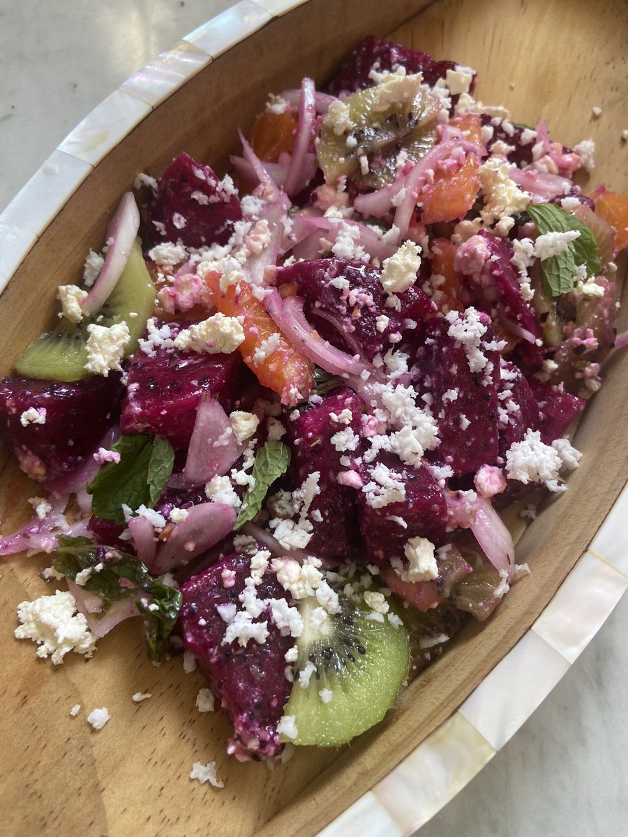 SangeetKothari's tweet photo. If only fruits (& veggies) could give all the essential nutrients the body needs… life would have been simpler.
@SandeepMall @rbawri @PramilaMundra @DeeptaNagpal @ujjwalabaxi @saffrontrail
#cooking #HealthyFood #selflove #cookingwithoutfire https://t.co/46JZuvhBXk