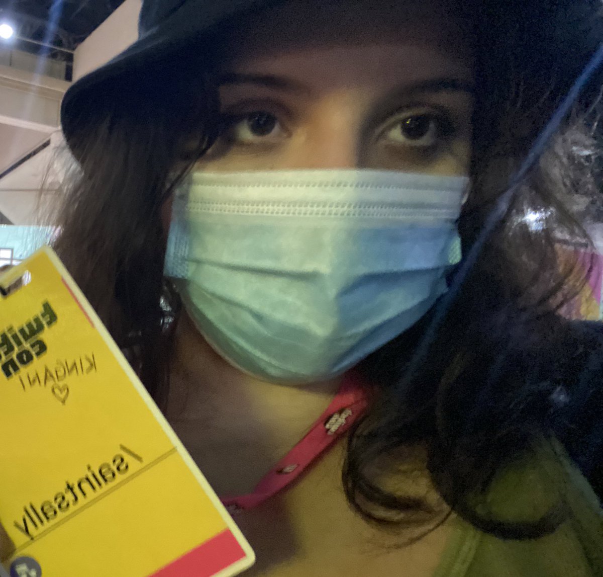 birmzitwt's tweet photo. Went to #TwitchCon and got my badge signed by Kingani and Weest. Iโve got good priorities. #TwitchCon2022 #kingani #weest #twitch #SanDiego https://t.co/rGP74gXSbH