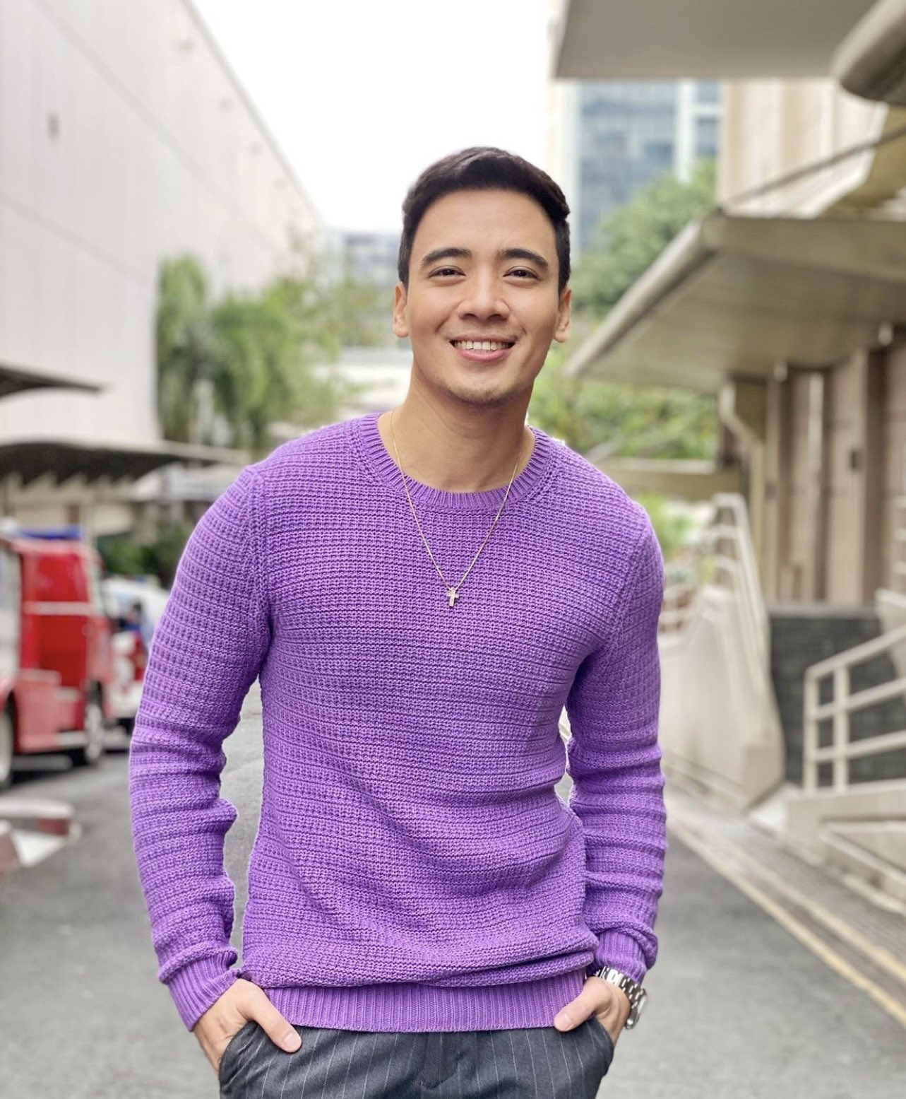 Happy birthday sa pinaka Pogi kahit Anong kulay ng damit Bagay Erik Santos 