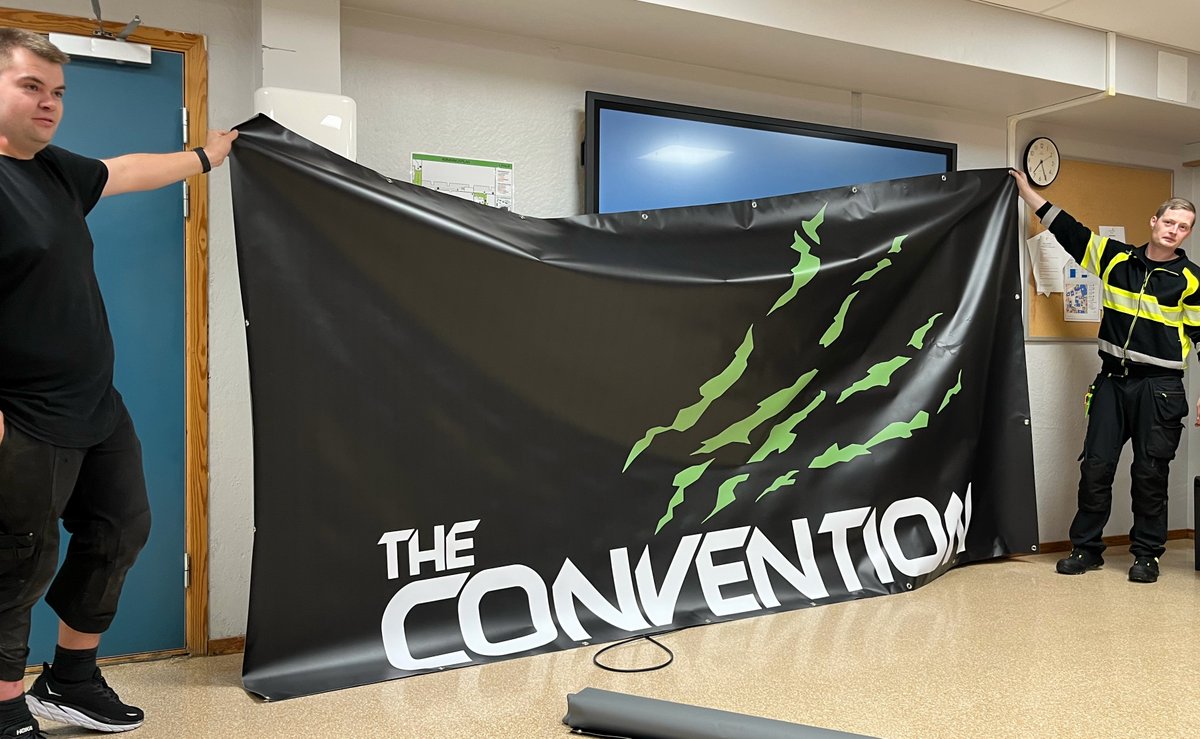 The_Convention's tweet photo. Vi har fått nye bannere som blir brukt på årets The Convention. Oppriggingen starter i morgen. Vi gleder oss! #tc22 #høstferie #theconvention #lan #dataparty https://t.co/Qh9irylTnH