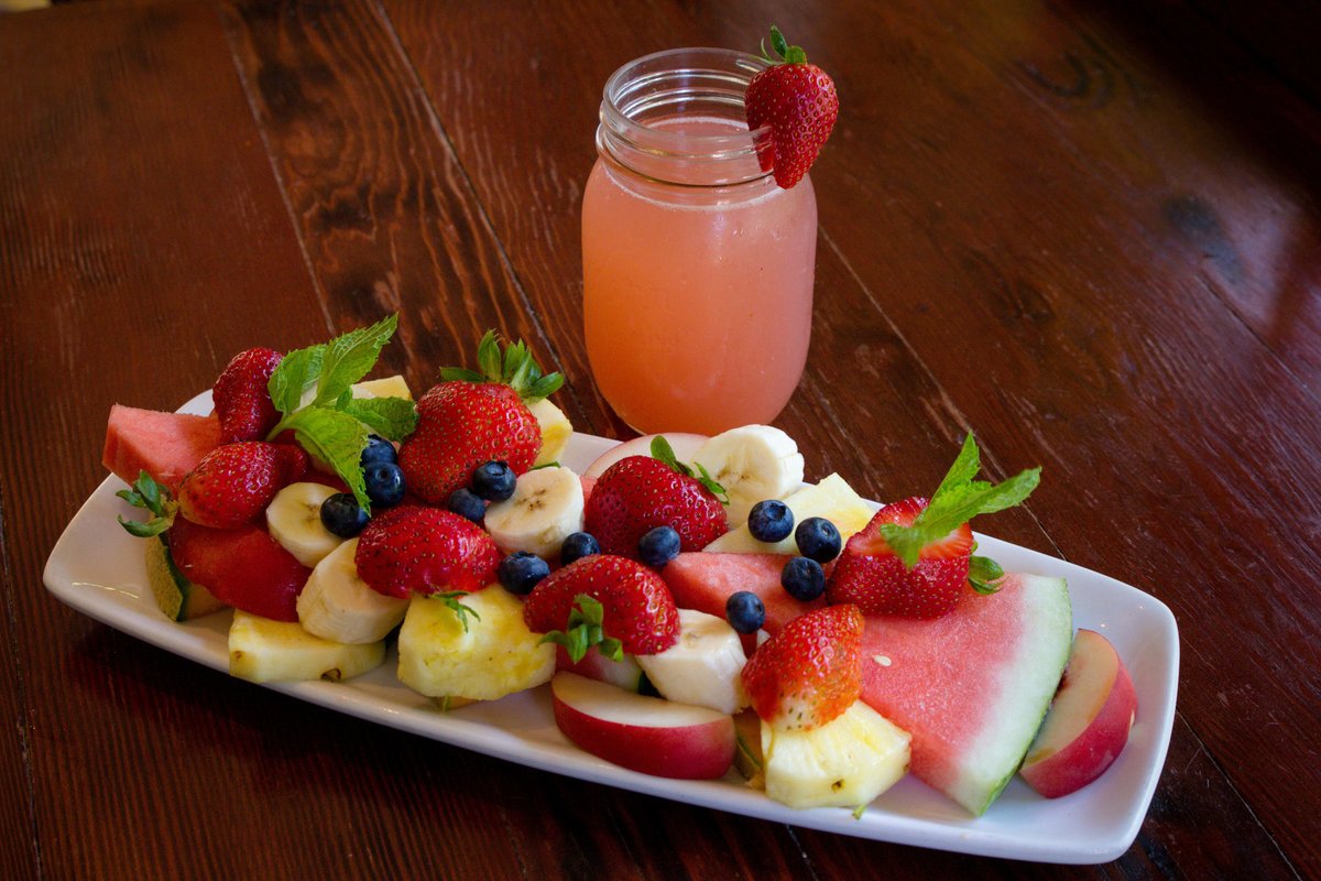 ParkhouseSD's tweet photo. I'm ready for my closeup, Mr. DeMille... Fresh Fruit Plate https://t.co/6kbFFBiSHW
