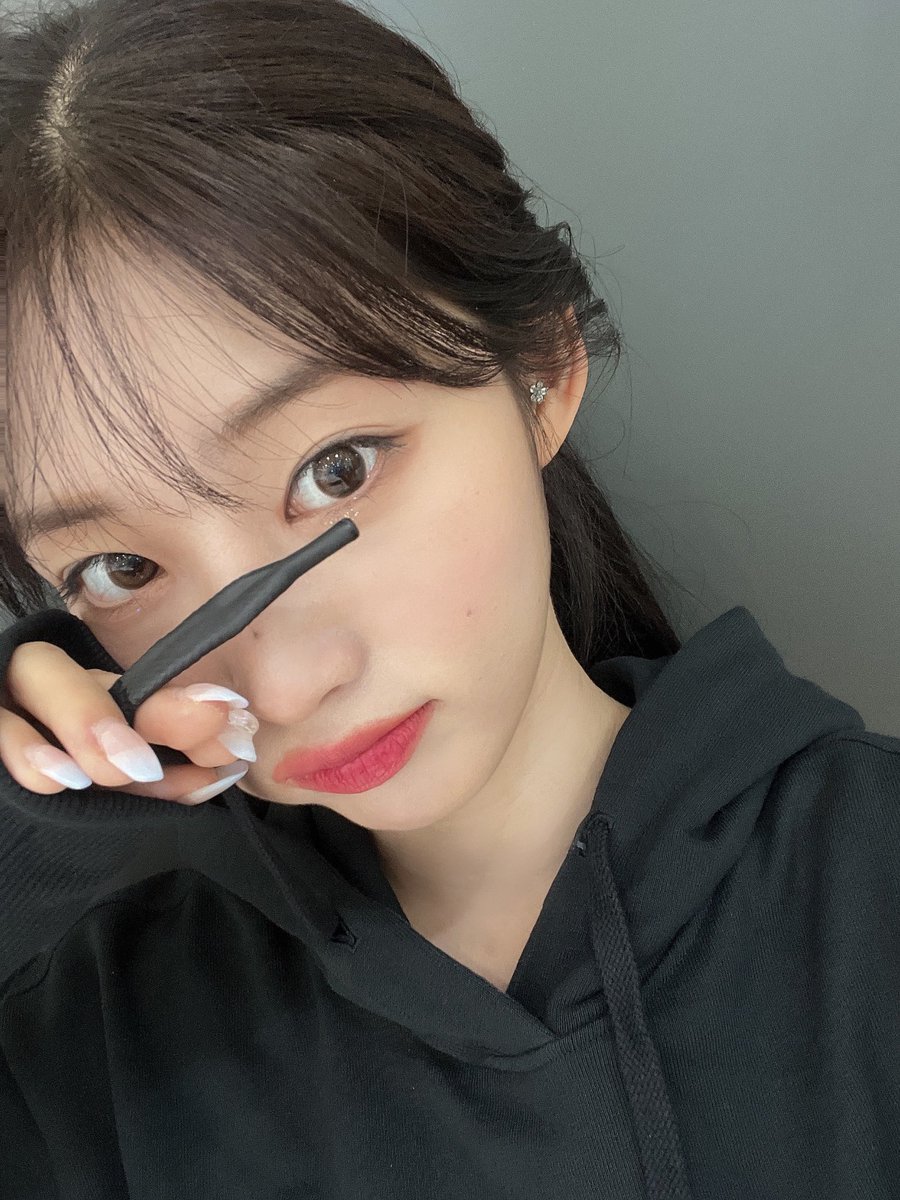 sihyeonpic's tweet photo. weverse update https://t.co/mNpKrR0cie