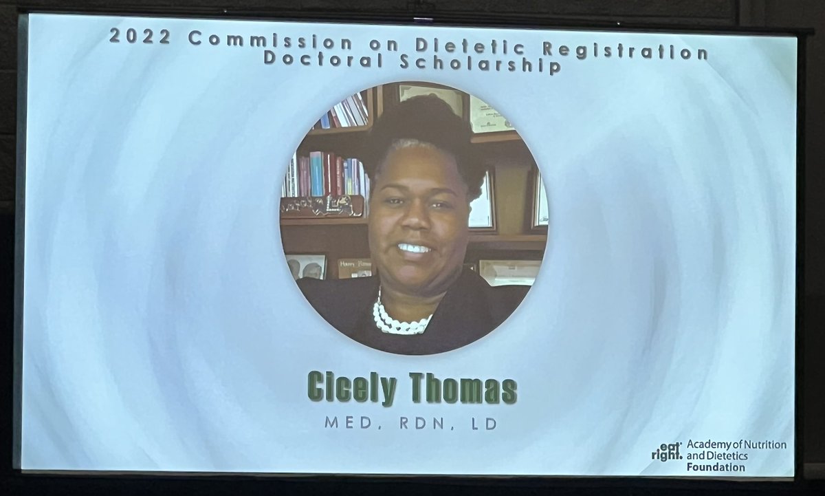 CicelyThomas6's tweet photo. If you are applying for scholarships, keep applying! Your day will come!❤️ thankful heart! #eatright.org #AND #academyfoundation #publichealth #UNF #DCN https://t.co/71Gnu19z0o