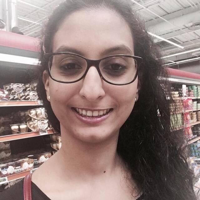 SoukainaBgg's tweet photo. Bonne soirée mes amis Twitter.❤️😘 #PictureOfTheDay #SwagGirl #Selfie #ItsMe #Smile #HappyGirl #Love #CentreCommercial #Carrefour #CarrefourVénissieux #PhotoDeMoiÀCarrefour #RayonYaourts🤣 #PositiveWoman #Pose #StyleInspiration #Style #MakeUp #Photographie #Vénissieux #Lyonnaise https://t.co/siYtX6ebI0