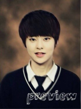 KCKXCKXC's tweet photo. 진짜 존나 애기.. https://t.co/kGv2fUSwvO